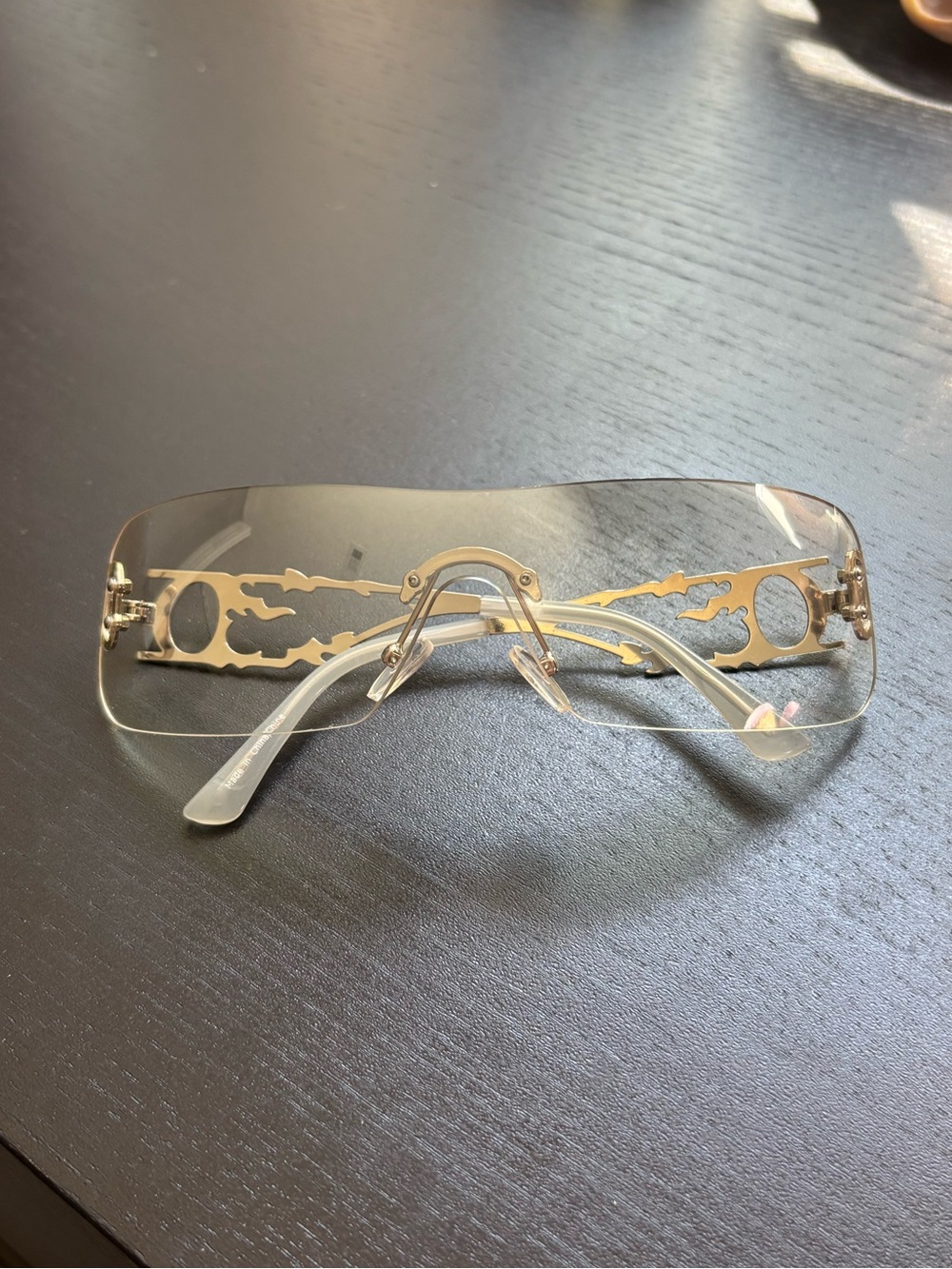urban outfitters sunglasses